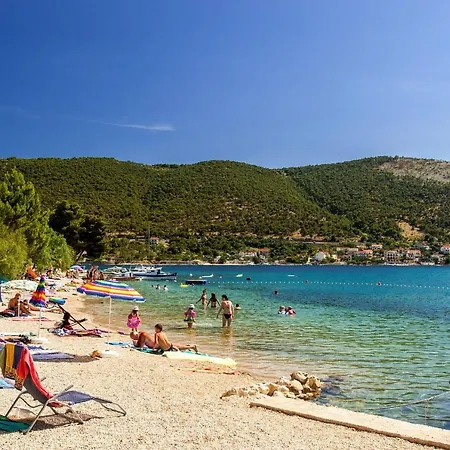 아파트 By The Sea Grebastica, Sibenik - 6442 Baselovici