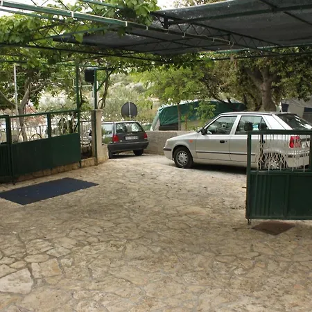 Apartment Apartments By The Sea Grebastica, Sibenik - 6442