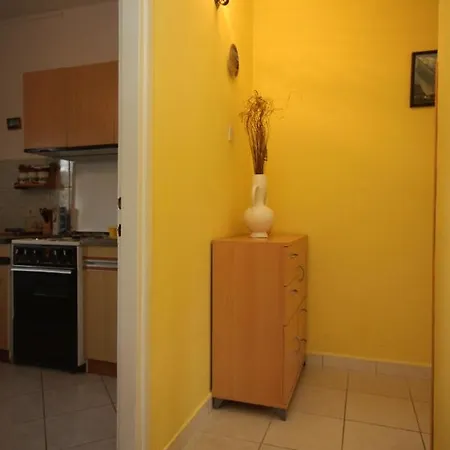 Apartments By The Sea Grebastica, Sibenik - 6442 * Baselovici