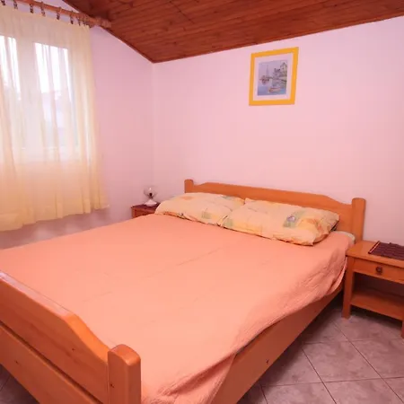 By The Sea Grebastica, Sibenik - 6442 *