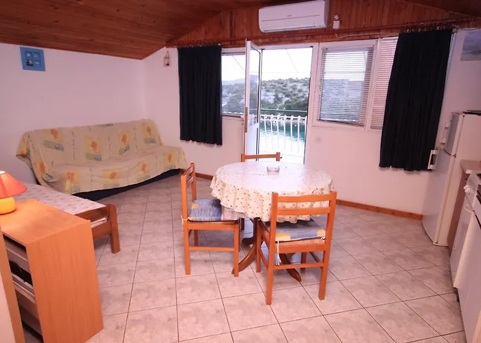 By The Sea Grebastica, Sibenik - 6442 *