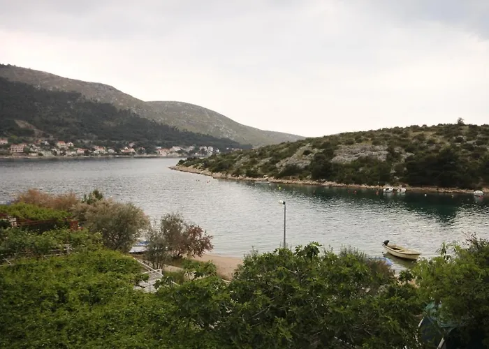 Appartement By The Sea Grebastica, Sibenik - 6442 Baselovici