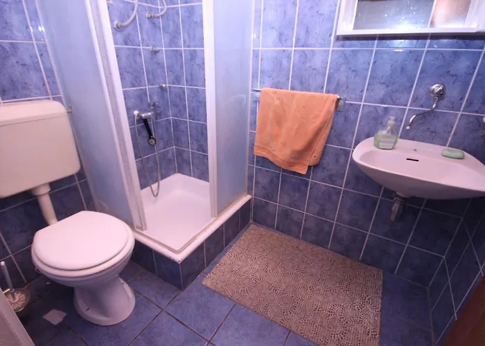 Appartement By The Sea Grebastica, Sibenik - 6442 *